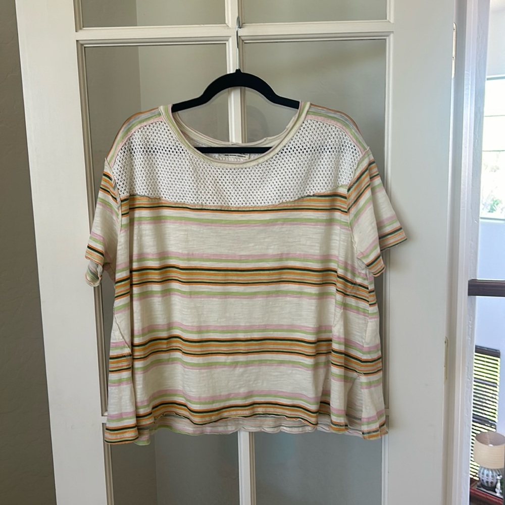 FREE PEOPLE We The Free Beach Dreamin’ Tee in Ivory Combo.